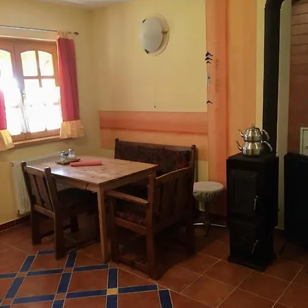 Apartman Pipagyujto Malom *