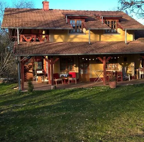 Pipagyujto Malom דירה *