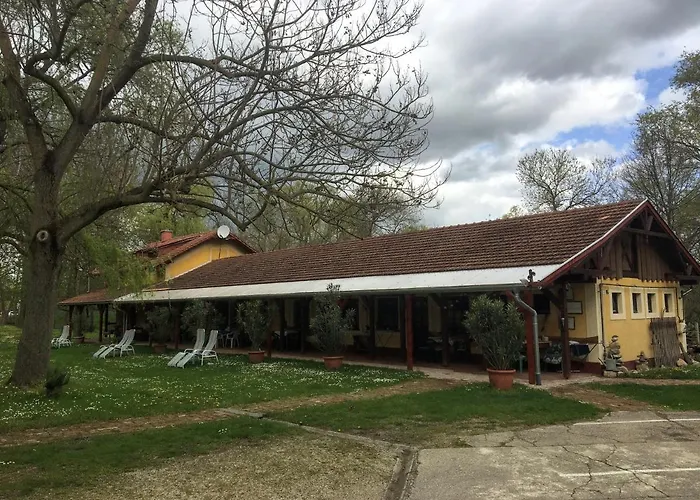 Pipagyujto Malom * Kehidakustány